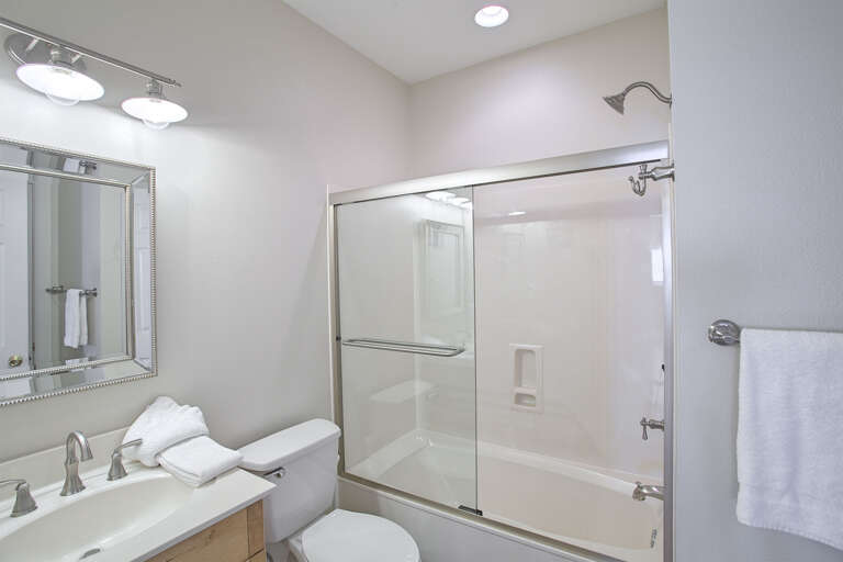 21-Agave-Blue-Bathroom-3