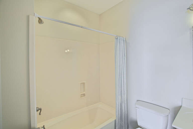 21-Agave-Blue-Bathroom