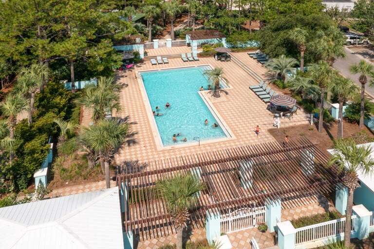 21-Gulf-Place-N-Pool-Drone 21-Gulf-Place-N-Pool-Drone