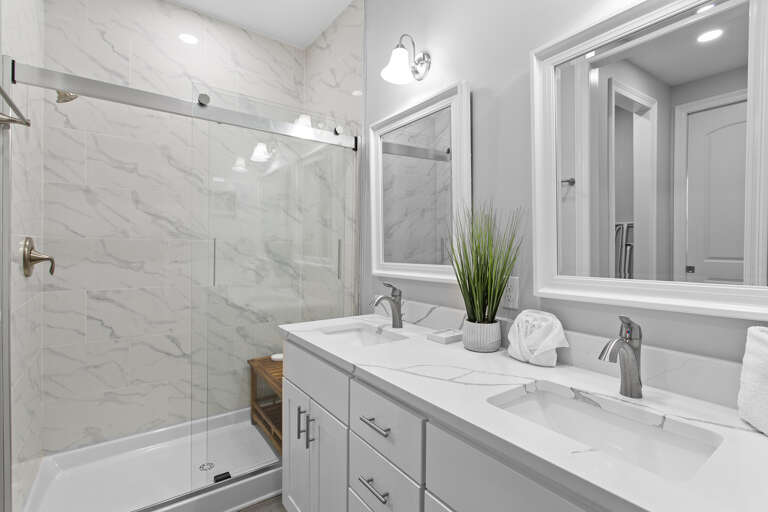 23-Gulf-Place-Residences-308-Primary-Bathroom 23-Gulf-Place-Residences-308-Primary-Bathroom