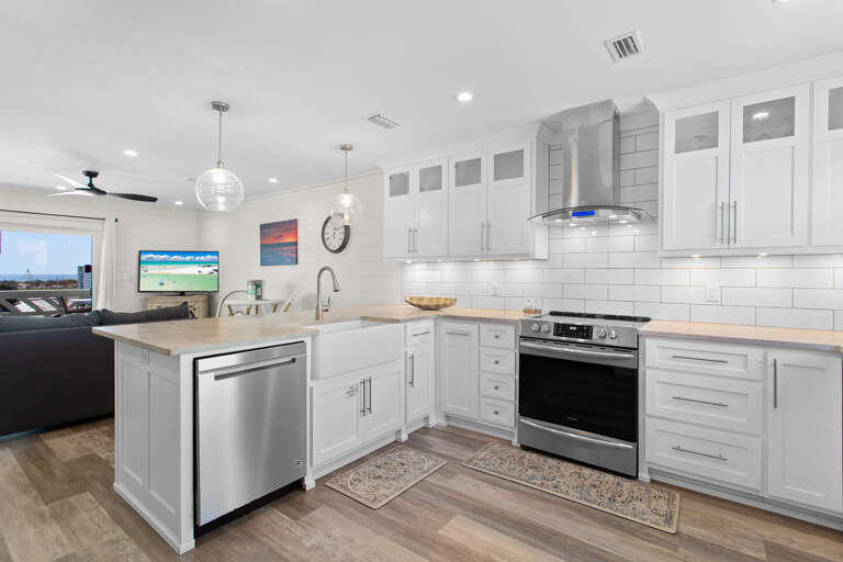 Shoreline 9 #1 Kitchen Alt 2