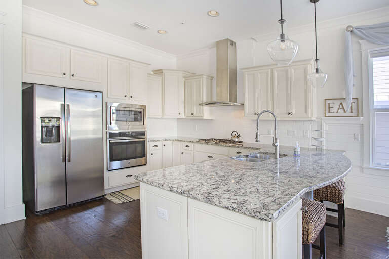 21-Deja-Blue-Kitchen