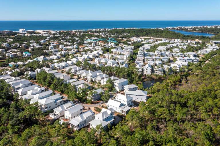 21-Highland-Park-Neighborhood-Drone