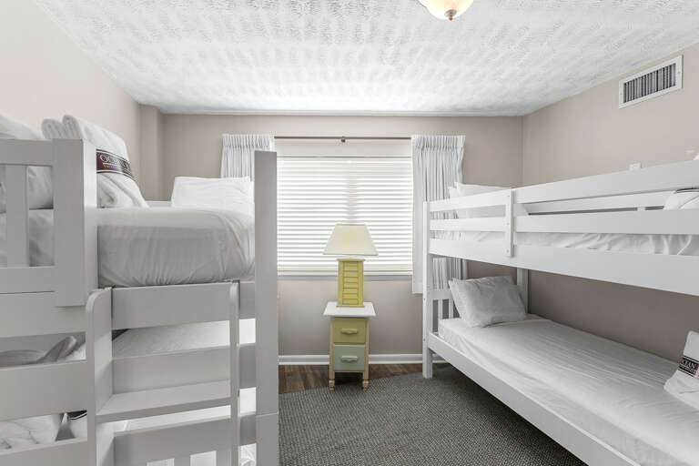 Mainsail 215 Guest Bedroom 2 Alt