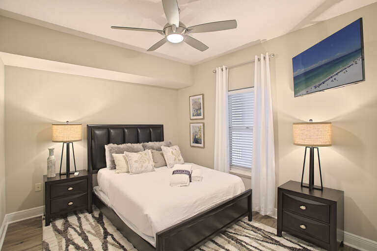 22-Ariel-Dunes-I-904-Guest-Bed