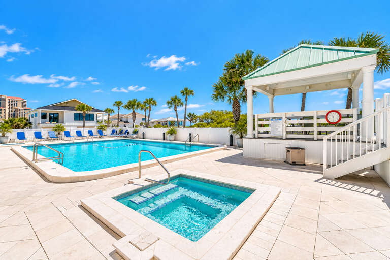 Hidden Dunes Gulfside Hot Tub