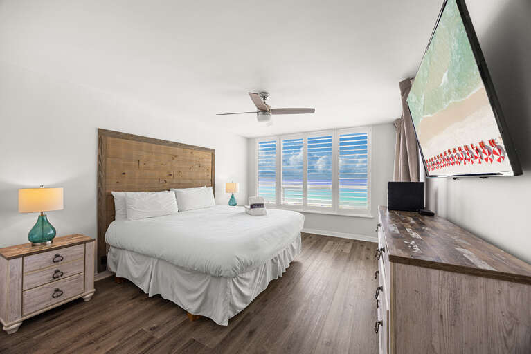 Gulfside 505 Primary Bedroom Alt