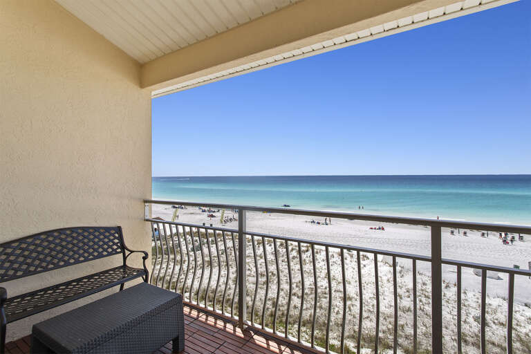 22-Crystal-Sands-304B-Balcony