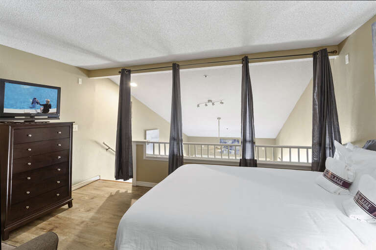 22-Crystal-Sands-304B-Loft