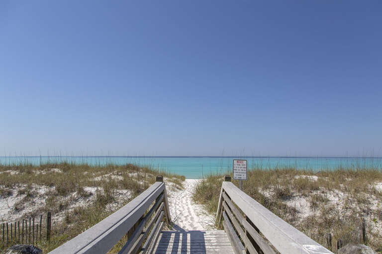The-Crab-Trap-Beach-Boardwalk