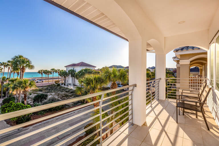 Emerge in Sea Balcony Alt