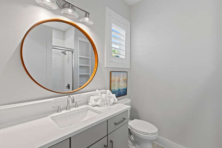 Emerge in Sea Guest Bathroom 2