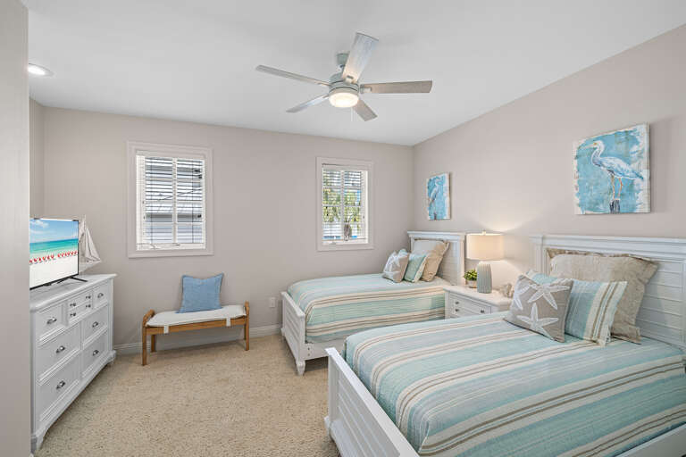 Pelican's Perch Guest Bedroom 3