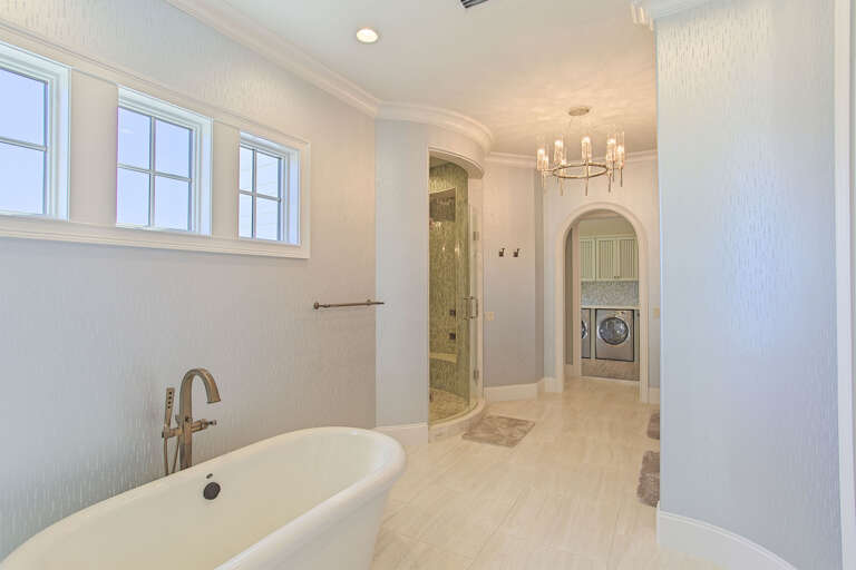 22-Fairway-To-Heaven-Master-Bath-Alt