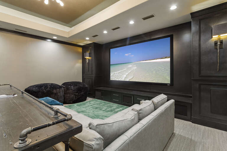 22-Fairway-To-Heaven-Movie-Theater-Alt