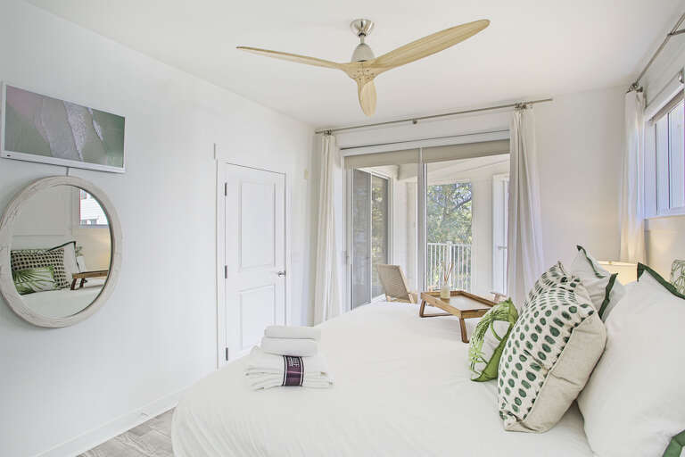 22-Bahia-4329-Bedroom-Alt