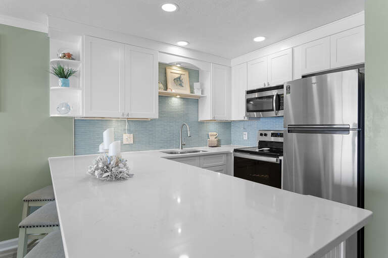 24-Coral-Reef-Club-24-Kitchen