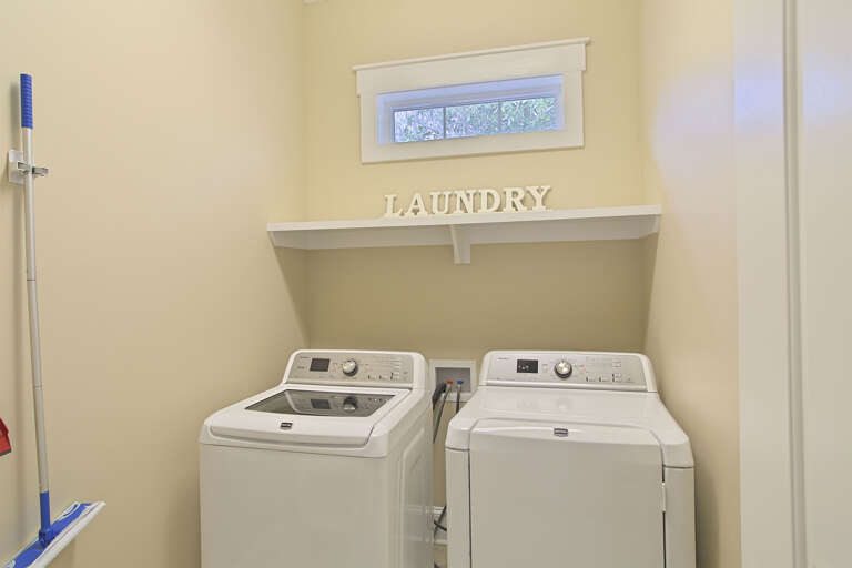 22-Aqua-Waters-Laundry