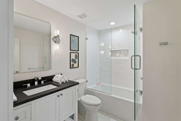 22-Seven-Palms-Bathroom-3