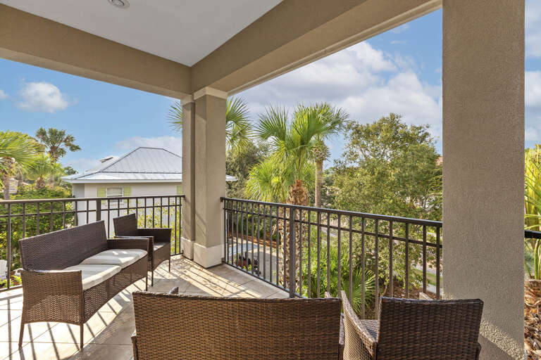 Family Tides Balcony Alt 2