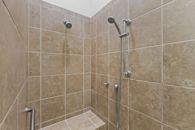 Family Tides Guest Bathroom Alt