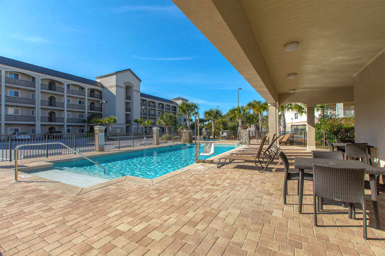 Alerio-Pool-Building Alerio-Pool-Building