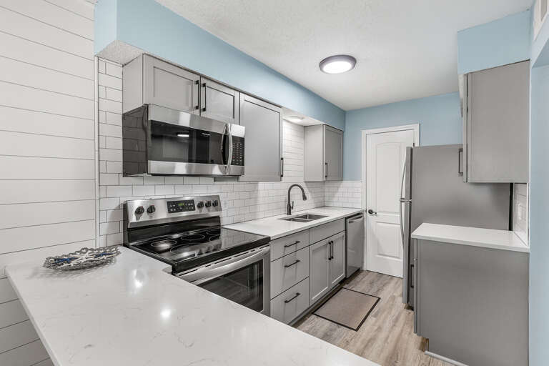 Tradewinds 14 Kitchen