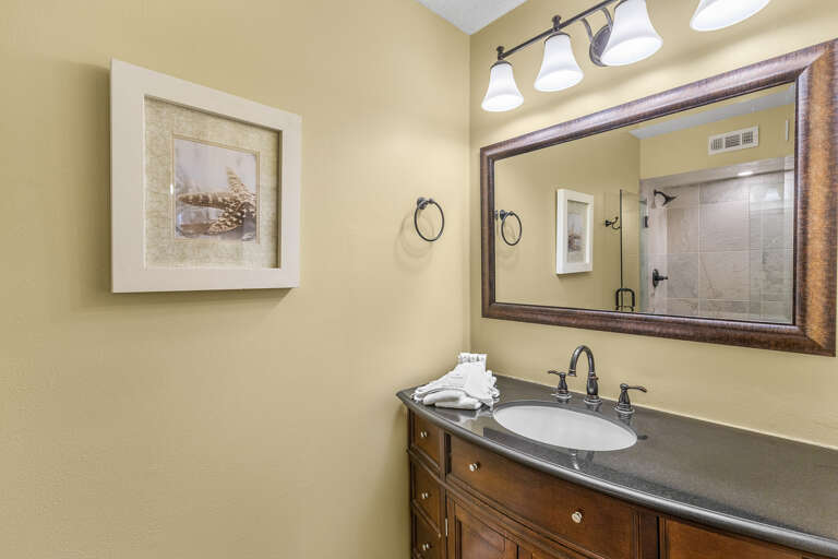 Tradewinds 14 Master Bathroom