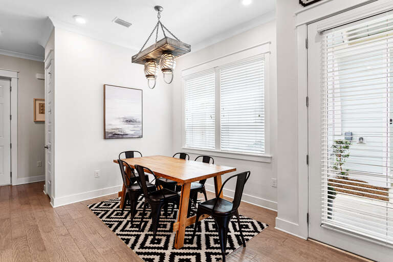 Latitude Adjustment Dining Latitude Adjustment Dining