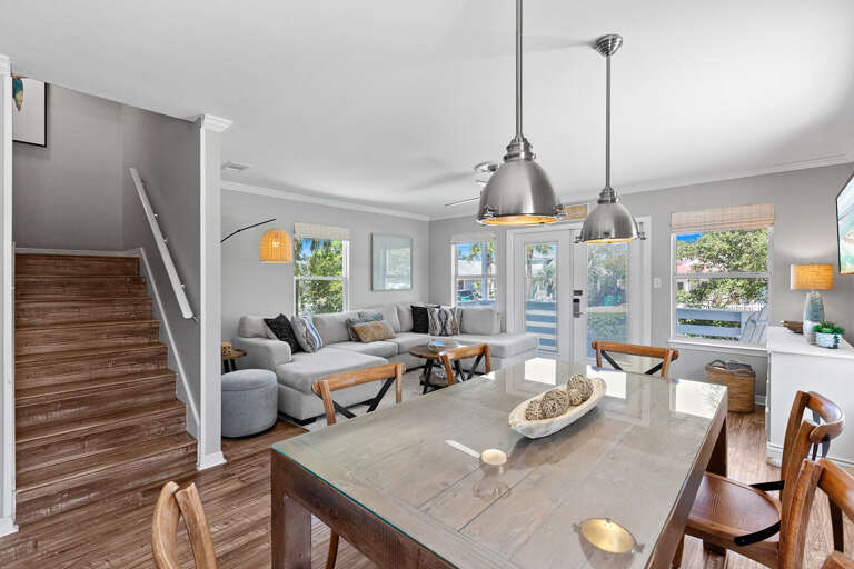 Mario Cottage Dining Mario Cottage Dining