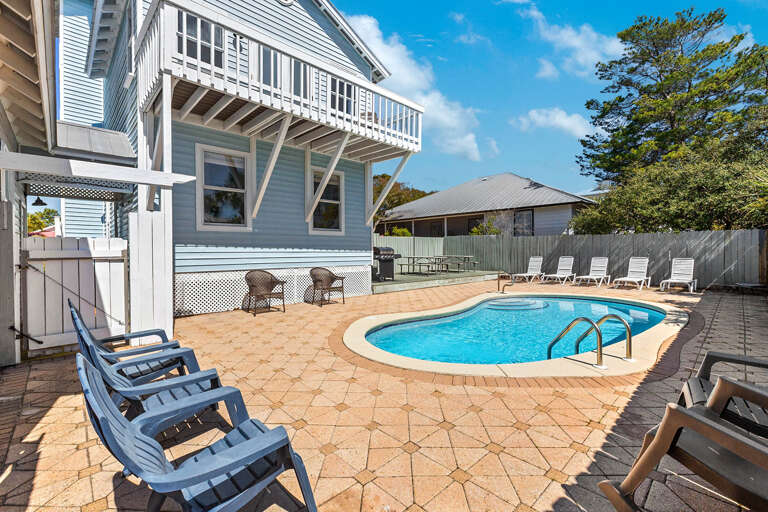 Mario Cottage Pool Alt Mario Cottage Pool Alt