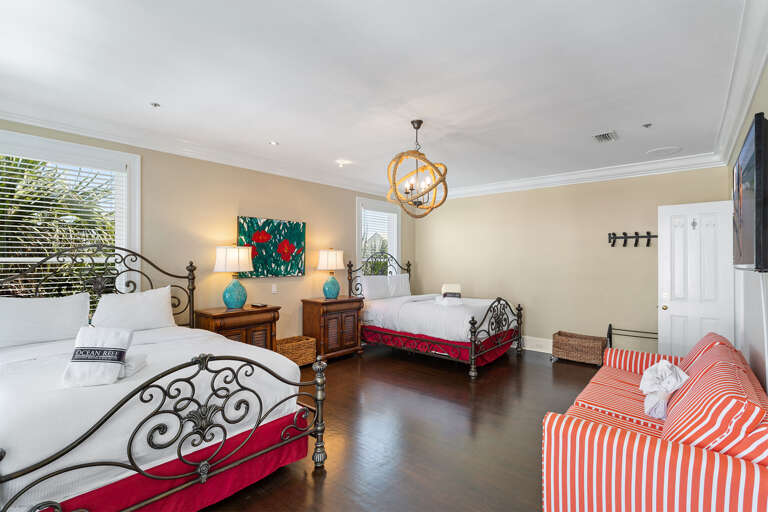 22-Bare-Feet-Retreat-Bedroom-3 22-Bare-Feet-Retreat-Bedroom-3