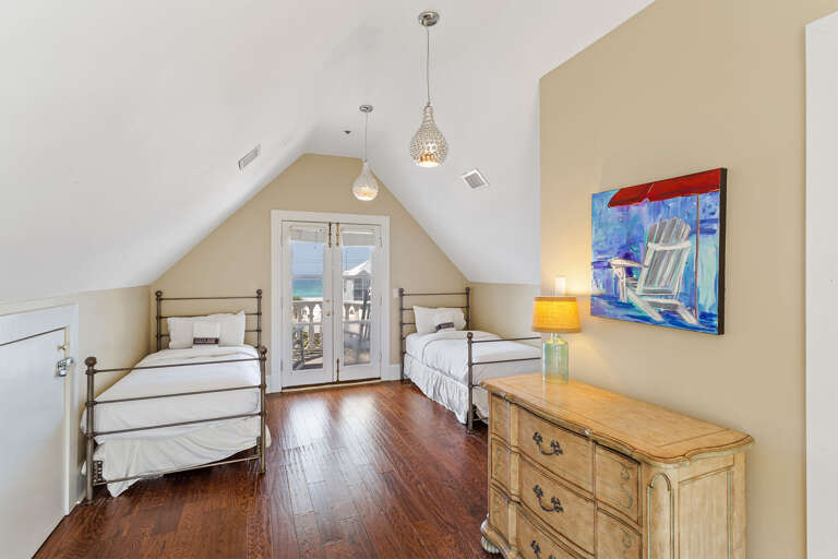 22-Bare-Feet-Retreat-Bedroom-4 22-Bare-Feet-Retreat-Bedroom-4