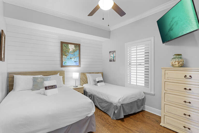 Ariel Dunes II 404 Guest Bedroom