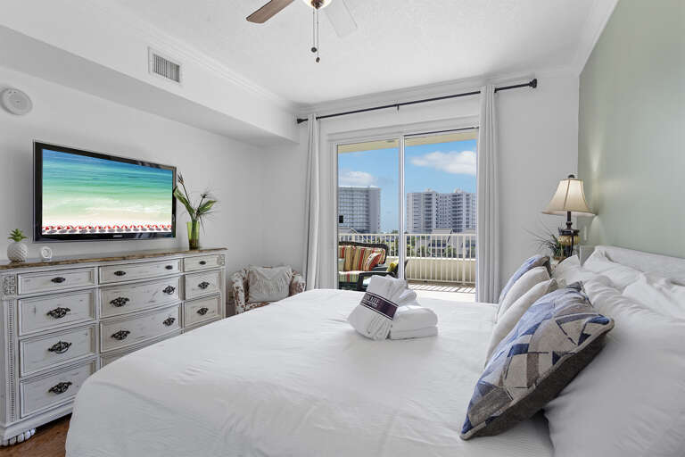 Ariel Dunes II 404 Master Bedroom Alt