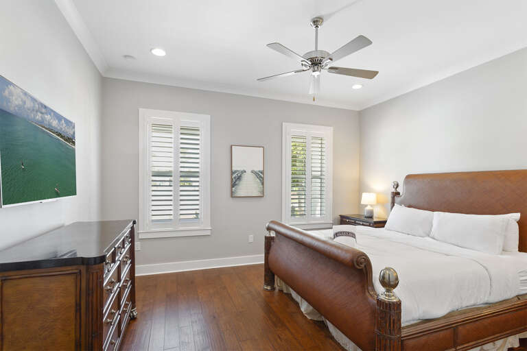 22-Stella-Maris-Master-Bed