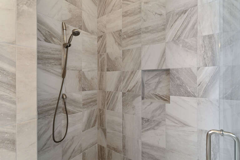 22-Stella-Maris-Master-Shower