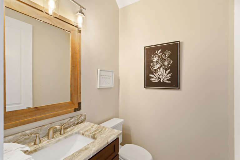 22-Stella-Maris-Powder-Room