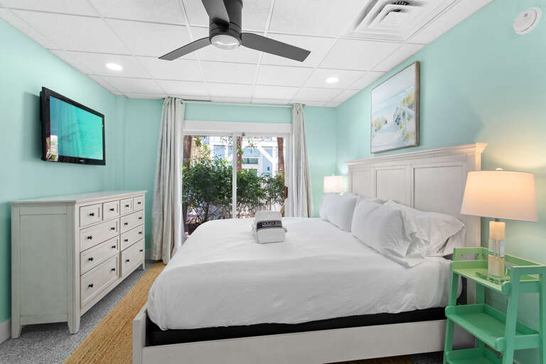 Sandy Cheeks Guest Bedroom 3