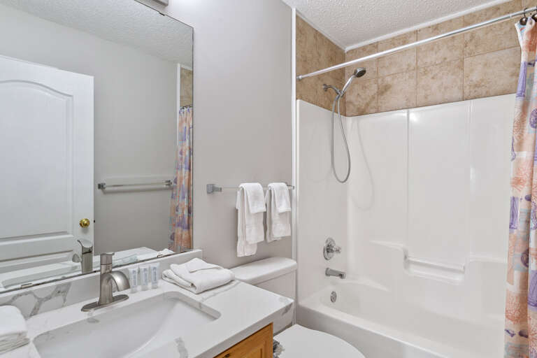 22-Palm-Breeze-Bathroom-2