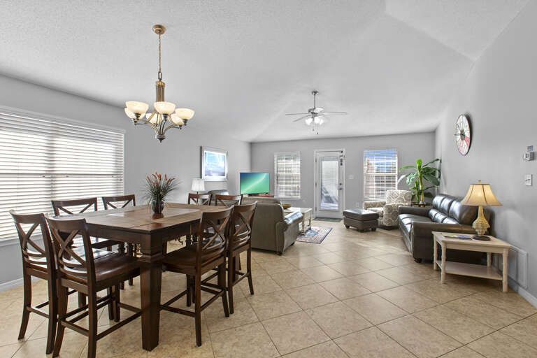 Palm Breeze Dining Room