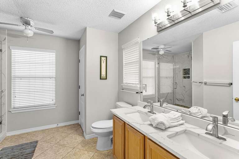 Palm Breeze Primary Bathroom