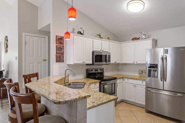 22-Palm-Breeze-II-Kitchen