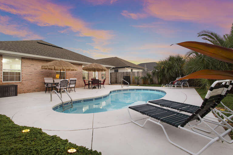 22-Palm-Breeze-II-Twilight