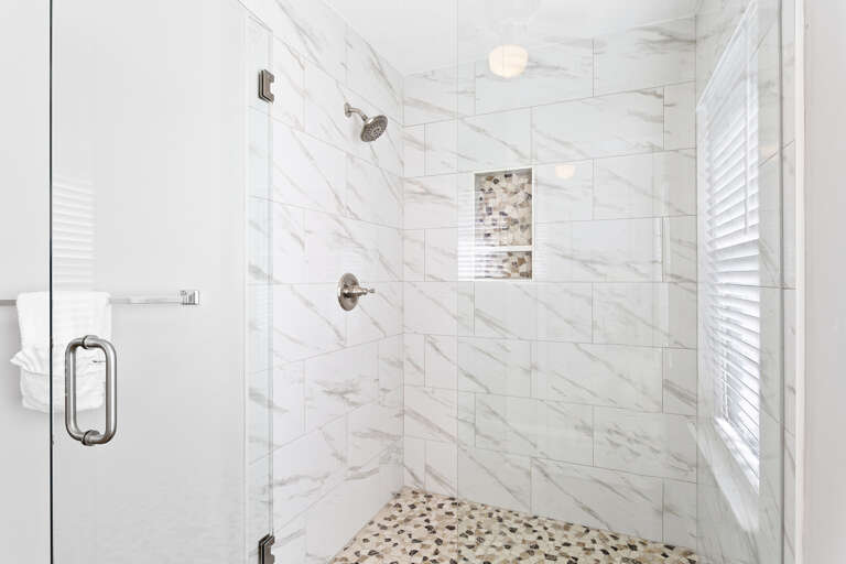 24-Palm-Breeze-II-Primary-Bath-Shower