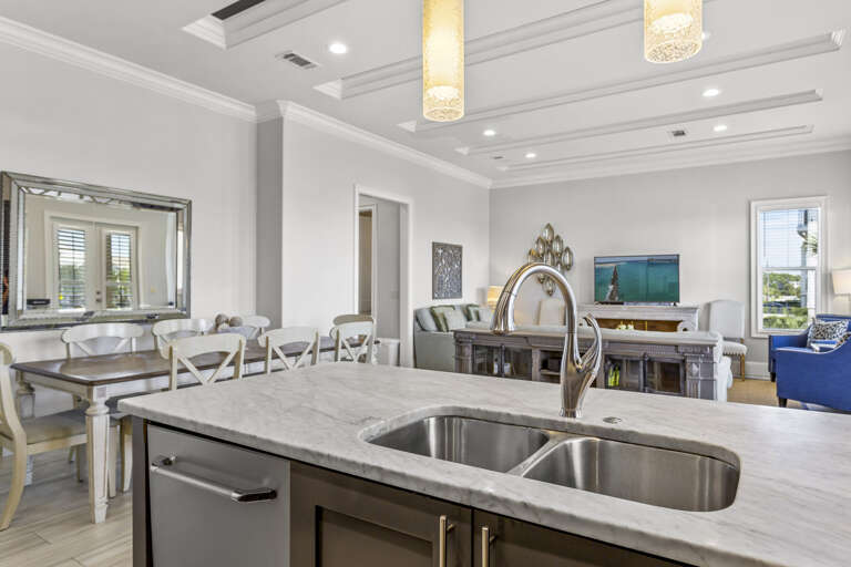 22-Sea-Vue-Kitchen-Overview