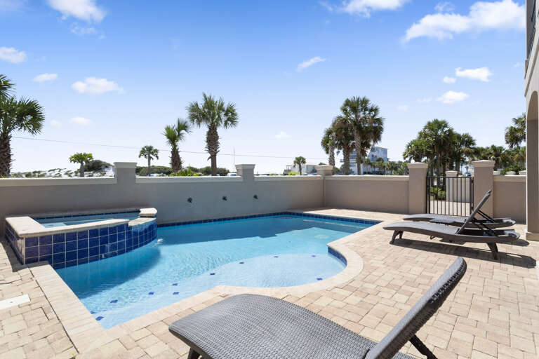 22-Sea-Vue-Pool-Deck