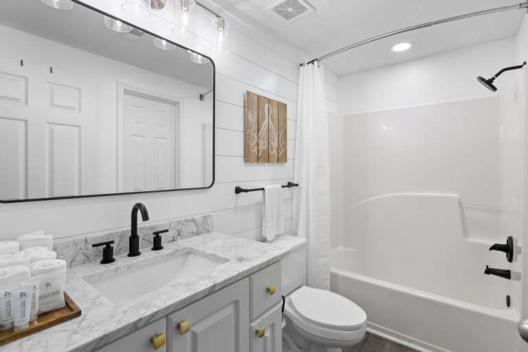 23-Gulf-Place-Cabanas-205-Bathroom