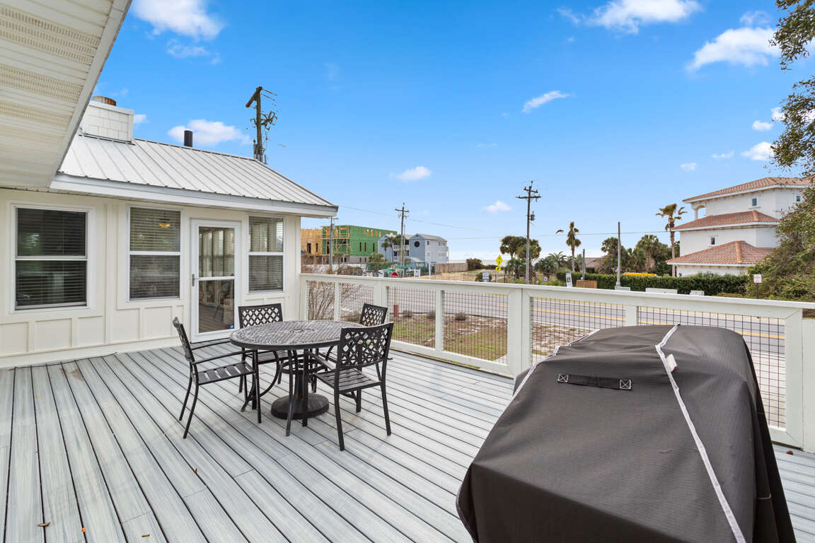 Black Jack Bungalow Seacrest Beach, FL 3 Bedroom Vacation Rental for 12 Guests
