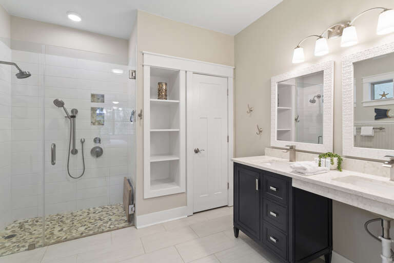 22-Graytfully-B-Bathroom